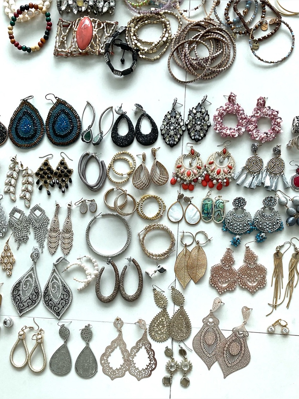 7+ Lb Wearable Costume Jewelry Reseller Lot Mixed Jewelry - Picture 2 of 16